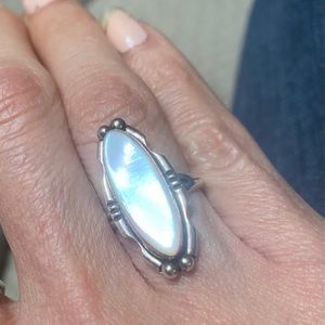 Native American style sterling silver Mother of Pearl Ring size 5.75